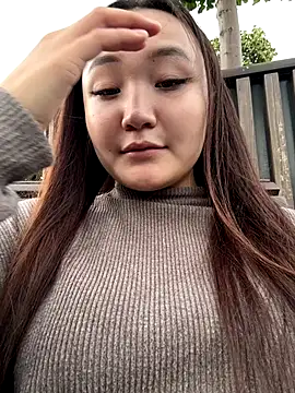 Snapshot of KissMeEva chatting on 09/18/25, 02:08 KissMeEva online show from 09/18/25, 02:08