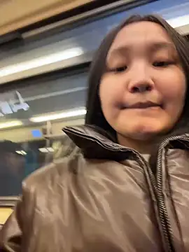 Snapshot of KissMeEva chatting on 10/24/25, 02:46 KissMeEva online show from 10/24/25, 02:46