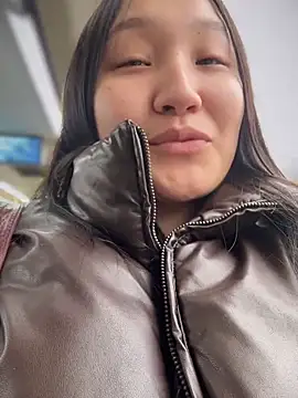 Snapshot of KissMeEva chatting on 10/25/25, 09:39 KissMeEva online show from 10/25/25, 09:39