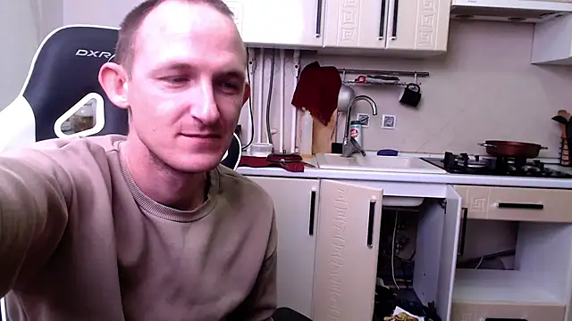 space danger online show from 10/29/25, 07:59