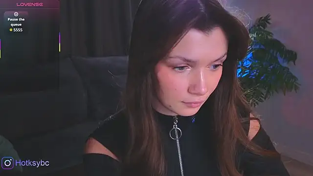 Snapshot of Hot_ksy chatting on 10/29/25, 10:22 Hot ksy online show from 10/29/25, 10:22