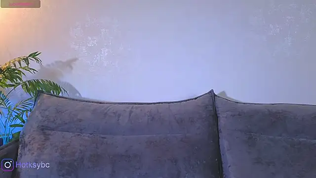 Snapshot of Hot_ksy chatting on 11/16/25, 12:11 Hot ksy online show from 11/16/25, 12:11