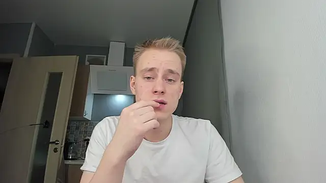 Kevin Young Cat online show from 12/21/25, 01:18