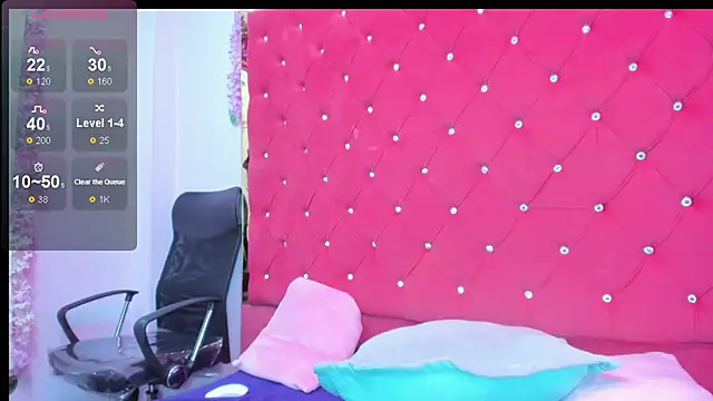 Miaa Davis  online show from 03/18/26, 02:37