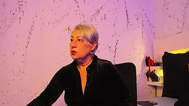 Snapshot of JaddeWalker chatting on 12/01/25, 11:26 JaddeWalker online show from 12/01/25, 11:26