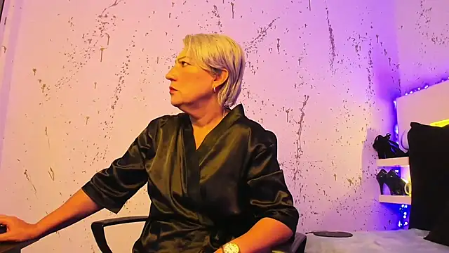 Snapshot of JaddeWalker chatting on 12/05/25, 11:30 JaddeWalker online show from 12/05/25, 11:30