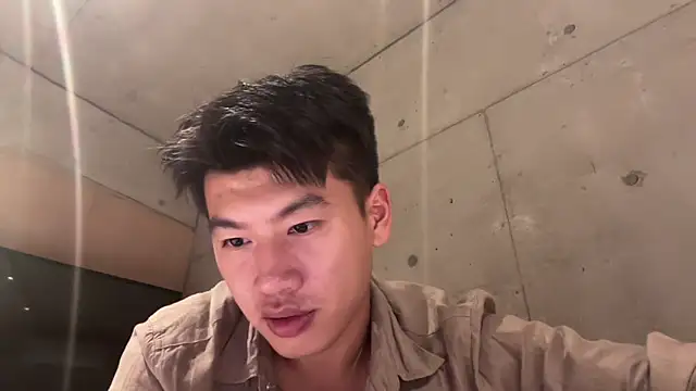 Snapshot of heywilliam chatting on 09/15/25, 04:40 heywilliam online show from 09/15/25, 04:40