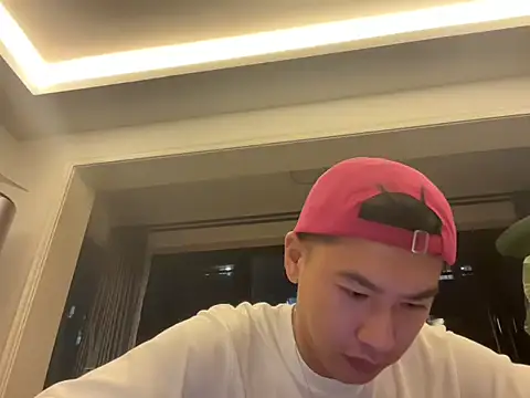 Snapshot of heywilliam chatting on 09/24/25, 01:58 heywilliam online show from 09/24/25, 01:58