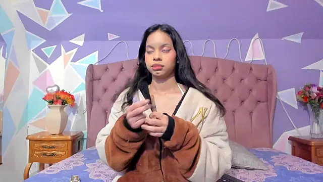 Snapshot of CloeyGraweing chatting on 11/27/25, 12:07 CloeyGraweing online show from 11/27/25, 12:07