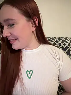 Snapshot of Sweet_lollipop25 chatting on 04/18/26, 08:53 Sweet lollipop25 online show from 04/18/26, 08:53