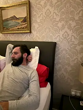 Michel huge online show from 11/09/25, 08:51