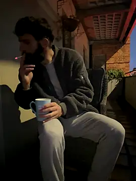 Michel huge online show from 11/11/25, 07:19