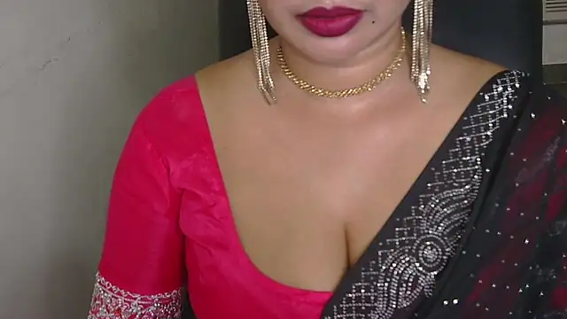 QUEEN SAKHI- online show from 11/01/25, 06:32