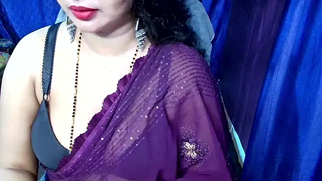 QUEEN SAKHI- online show from 03/28/26, 06:51