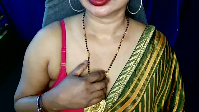 Snapshot of QUEEN_SAKHI- chatting on 05/02/26, 03:50 QUEEN SAKHI- online show from 05/02/26, 03:50
