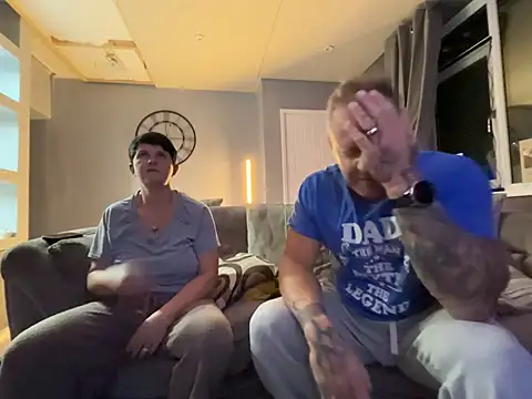 Snapshot of backdoorgalore4you chatting on 03/13/26, 10:05 backdoorgalore4you online show from 03/13/26, 10:05