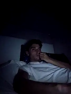 Snapshot of Thelouniost334___ chatting on 09/08/25, 11:48 Thelouniost334 online show from 09/08/25, 11:48