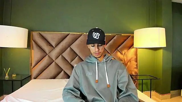 Marcus Jeron online show from 09/28/25, 04:18