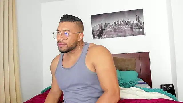 AntonyDAngelo25 online show from 02/10/26, 04:49