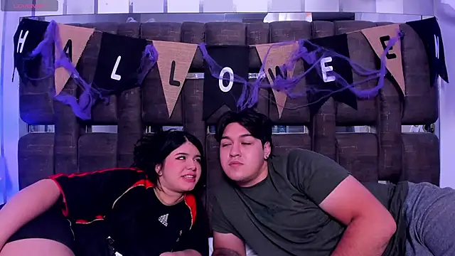 EmilyANDrew  online show from 10/30/25, 04:58