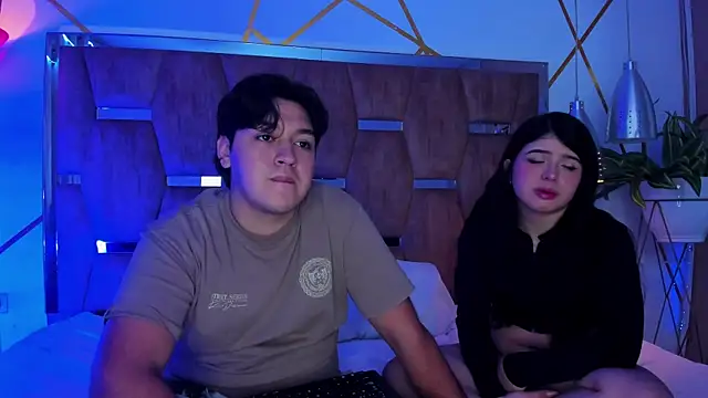 EmilyANDrew  online show from 11/13/25, 04:55