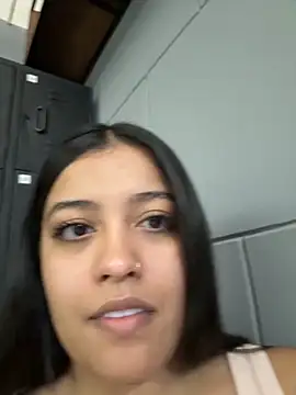 Snapshot of Camila_Bustamante chatting on 10/25/25, 03:29 Camila Bustamante online show from 10/25/25, 03:29