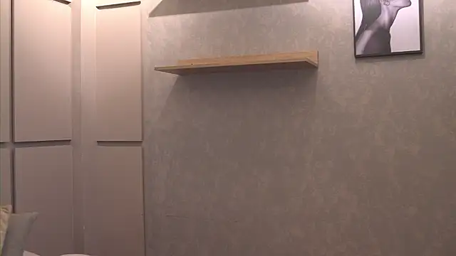 Thiago Valente online show from 03/25/26, 01:28