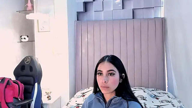 Snapshot of CandySays chatting on 10/12/25, 12:15 CandySays online show from 10/12/25, 12:15