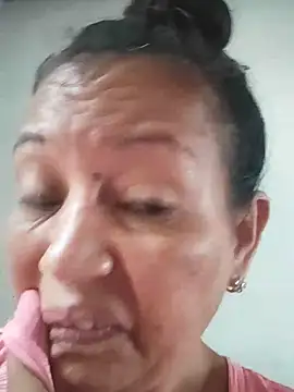 marinita13 online show from 10/11/25, 02:15