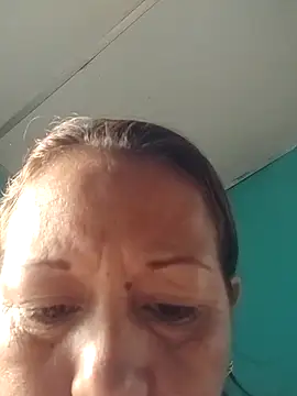 marinita13 online show from 12/18/25, 12:55