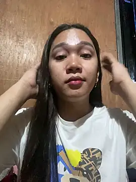 Snapshot of slut_clio chatting on 02/21/26, 12:06 slut clio online show from 02/21/26, 12:06