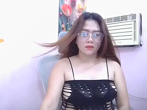 WildPussy4uxx online show from 11/05/25, 02:28