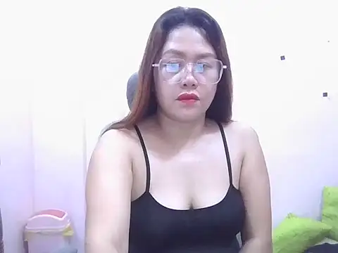 WildPussy4uxx online show from 11/25/25, 05:07