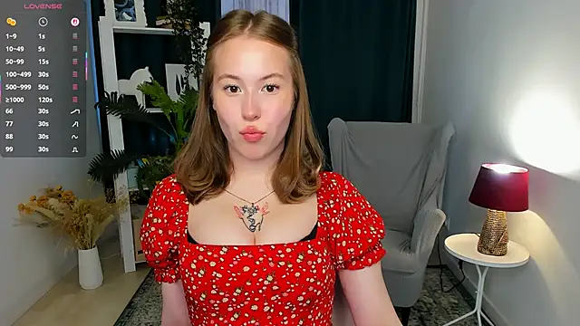 Snapshot of LanaRoselle chatting on 04/25/26, 08:50 LanaRoselle online show from 04/25/26, 08:50