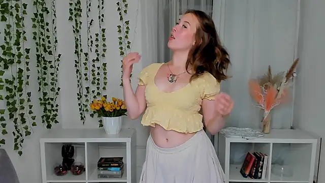 Snapshot of LanaRoselle chatting on 06/24/26, 03:33 LanaRoselle online show from 06/24/26, 03:33