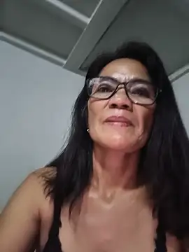 ImYourWoman 55 online show from 06/17/26, 10:21