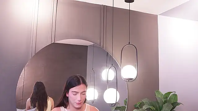 Ariaa Isabell online show from 04/09/26, 06:35