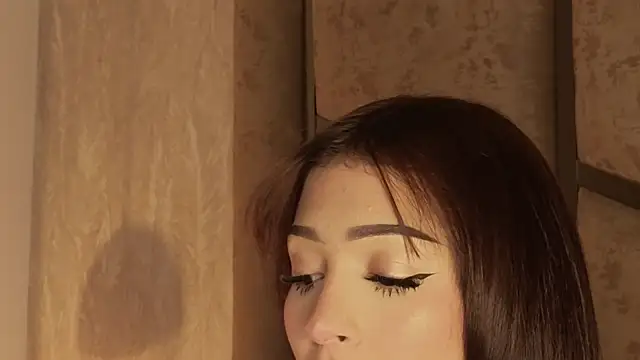 Snapshot of scarlethlux chatting on 04/09/26, 03:28 scarlethlux online show from 04/09/26, 03:28