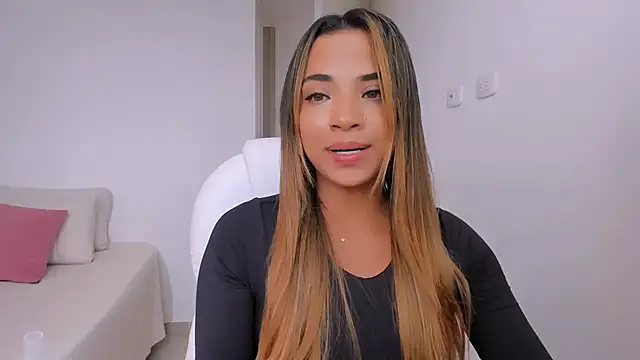 Chloe Rain online show from 12/14/25, 09:08
