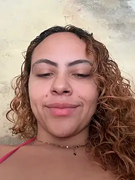Snapshot of Chloe_Leaozinho chatting on 05/26/26, 05:42 Chloe Leaozinho online show from 05/26/26, 05:42