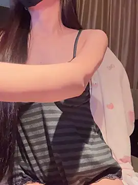 Snapshot of _Meimeibaby_ chatting on 04/12/26, 10:20 Meimeibaby online show from 04/12/26, 10:20