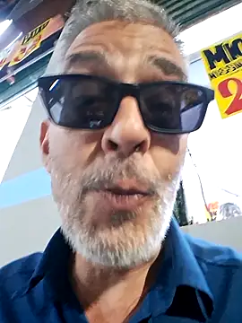 Snapshot of DotadoSaoCristovaoRJ chatting on 10/21/25, 09:48 DotadoSaoCristovaoRJ online show from 10/21/25, 09:48