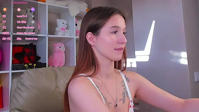 Snapshot of Eva_Hollowey chatting on 09/25/25, 10:52 Eva Hollowey online show from 09/25/25, 10:52