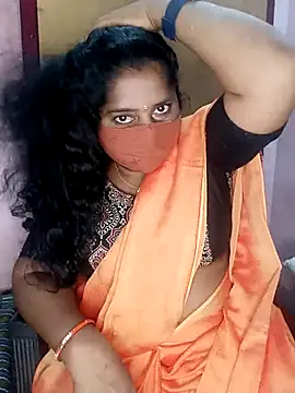 Snapshot of Jessi_25 chatting on 10/24/25, 05:53 Jessi 25 online show from 10/24/25, 05:53