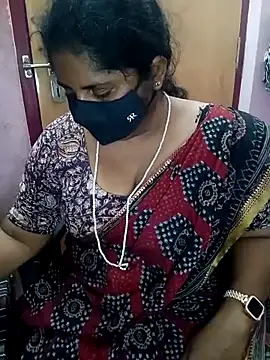 Jessi 25 online show from 04/11/26, 10:41