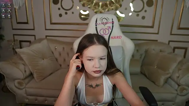 Claire Dreams online show from 09/11/25, 06:57