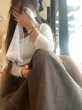 xiao-mo520 online show from 10/25/25, 08:55