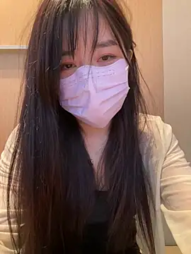 Snapshot of xiao-mo520 chatting on 07/06/26, 11:07 xiao-mo520 online show from 07/06/26, 11:07