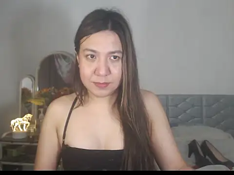 stellahugeX online show from 12/20/25, 08:16