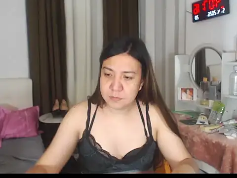 stellahugeX online show from 04/04/26, 08:06